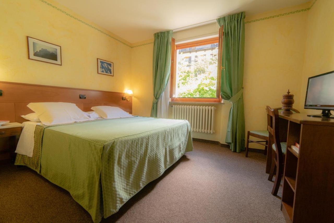 Hotel Beau Sejour Pré-Saint-Didier Екстериор снимка