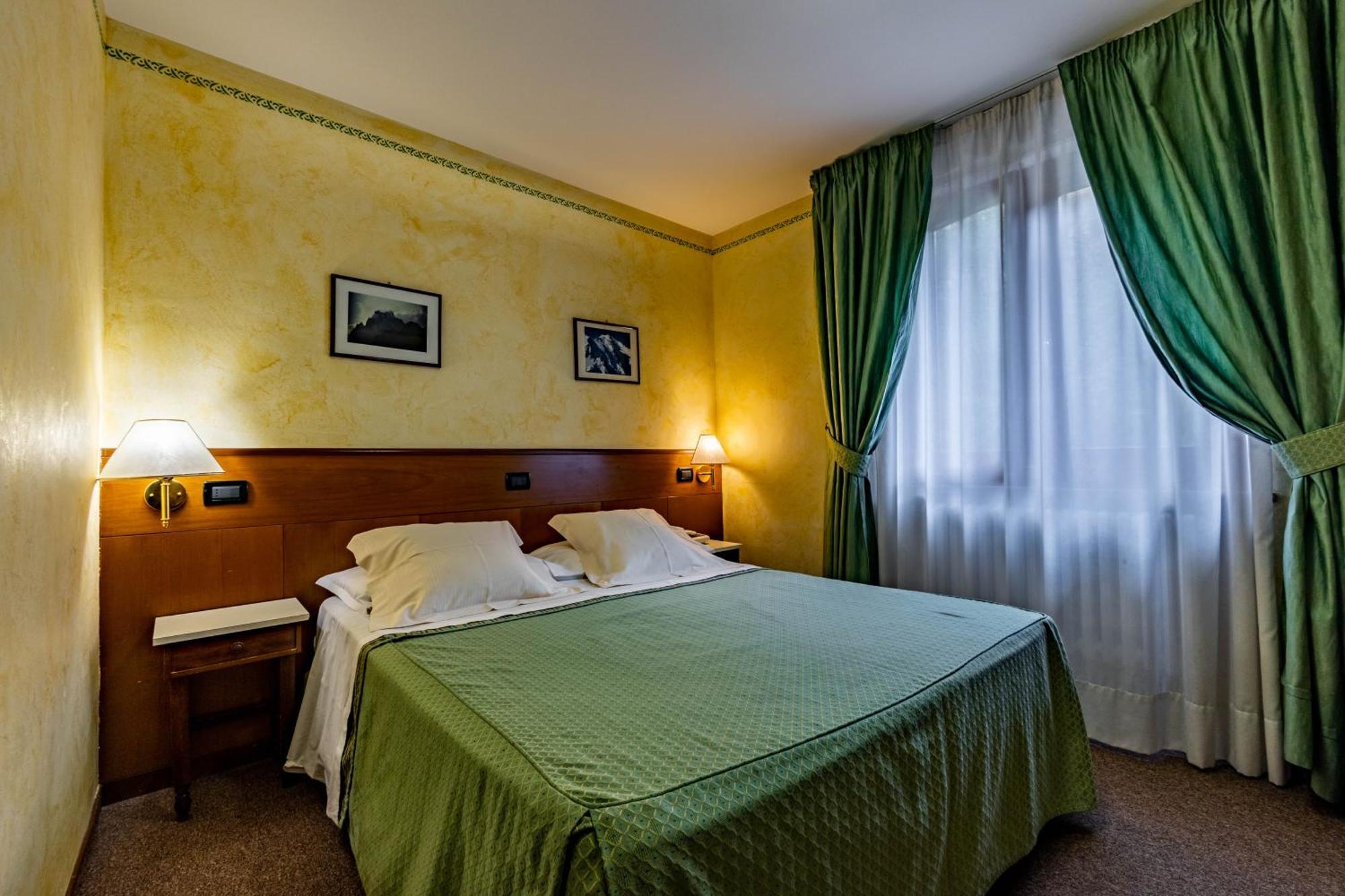 Hotel Beau Sejour Pré-Saint-Didier Екстериор снимка